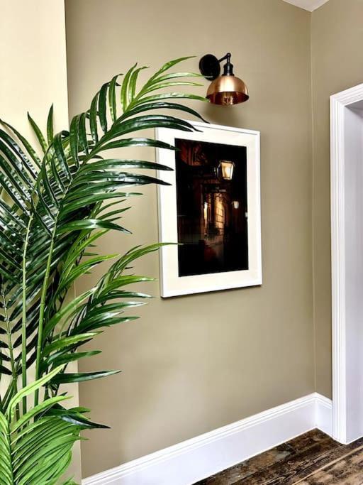 Stunning Boutique Flat In Central Location - Beatrice บาธ ภายนอก รูปภาพ